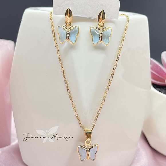 Jewelry - 18k Gold Filled Blue Topaz Butterfly Earrings & Necklace Set 🦋✨